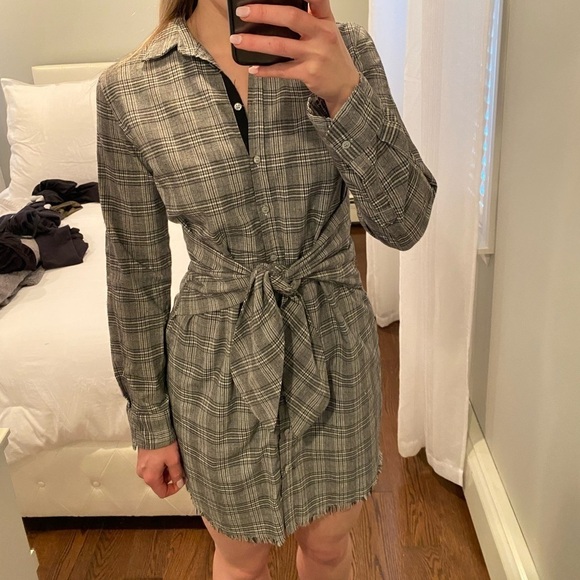 Mustard Seed Dresses & Skirts - Mini Collared Button Up Dress